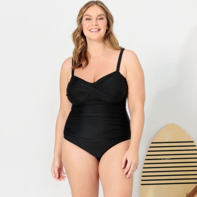 Слитный купальник Laura Torelli Beach-2 44C Черный Слитный купальник Laura Torelli Beach-2 44C Черный
